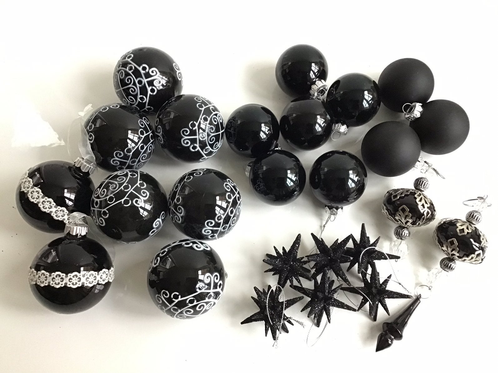 Kerstballen zwart, Ophalen, Gebruikt