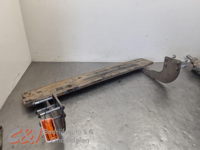 Bumperframe achter van een Volkswagen Crafter, Gebruikt, -, Volkswagen, -