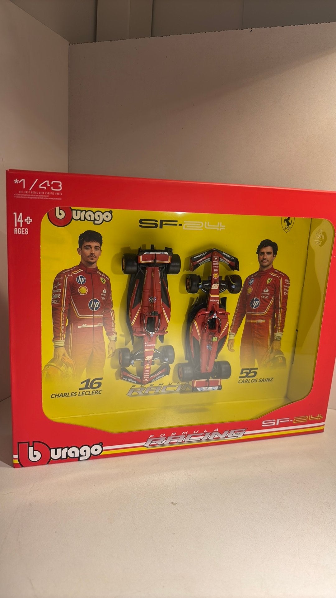 F1 ferrari set sf24 Bburago 1.43, Overige merken, Auto, Ophalen of Verzenden, A