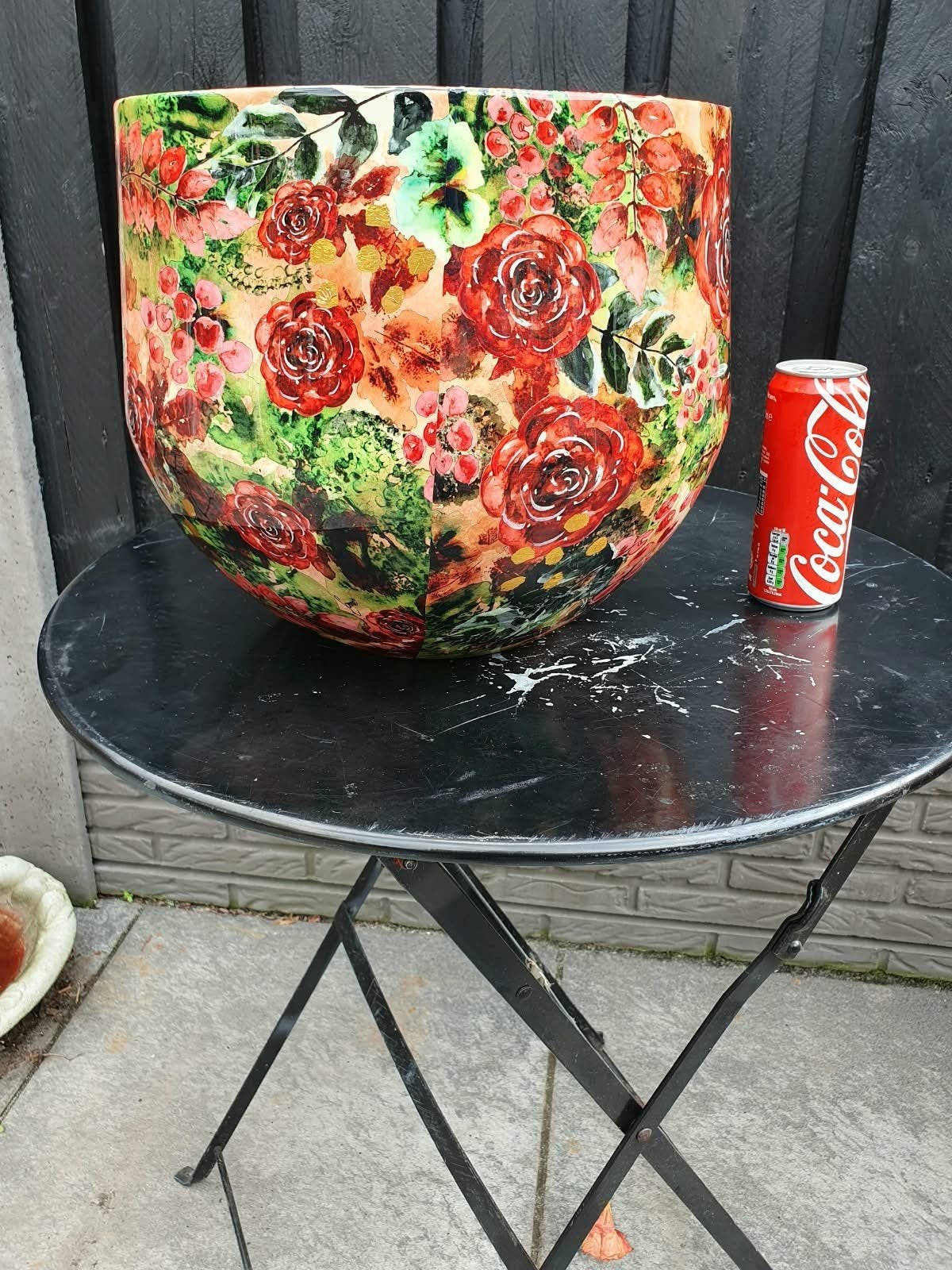 Nieuwe bloempot met rozenprint - d33h28cm, Overige materialen, Rond, Nieuw, Minder dan 40 cm