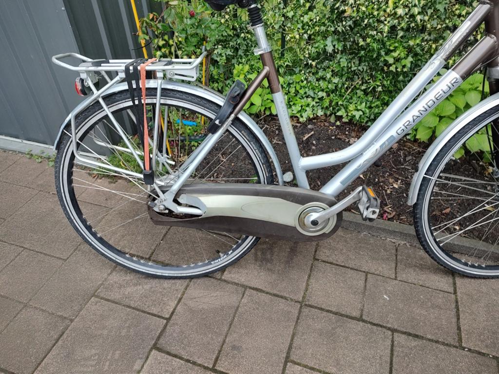Dames fiets met verstelbare stuur, Fietsen en Brommers, Overige merken, Versnellingen, Ophalen of Verzenden, Zo goed als nieuw