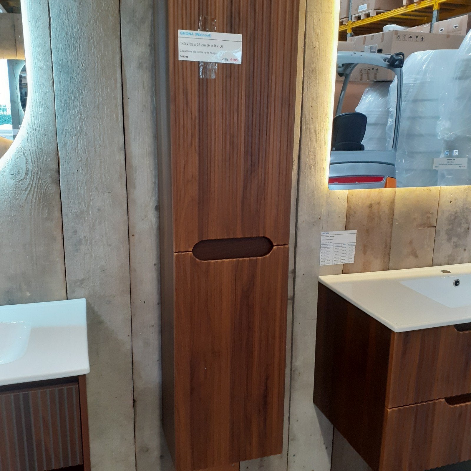 NIEUW! Kolomkast, walnoot, houtlook, geribbeld, Grona 140, Huis en Inrichting, Woonaccessoires | Overige, Ophalen of Verzenden