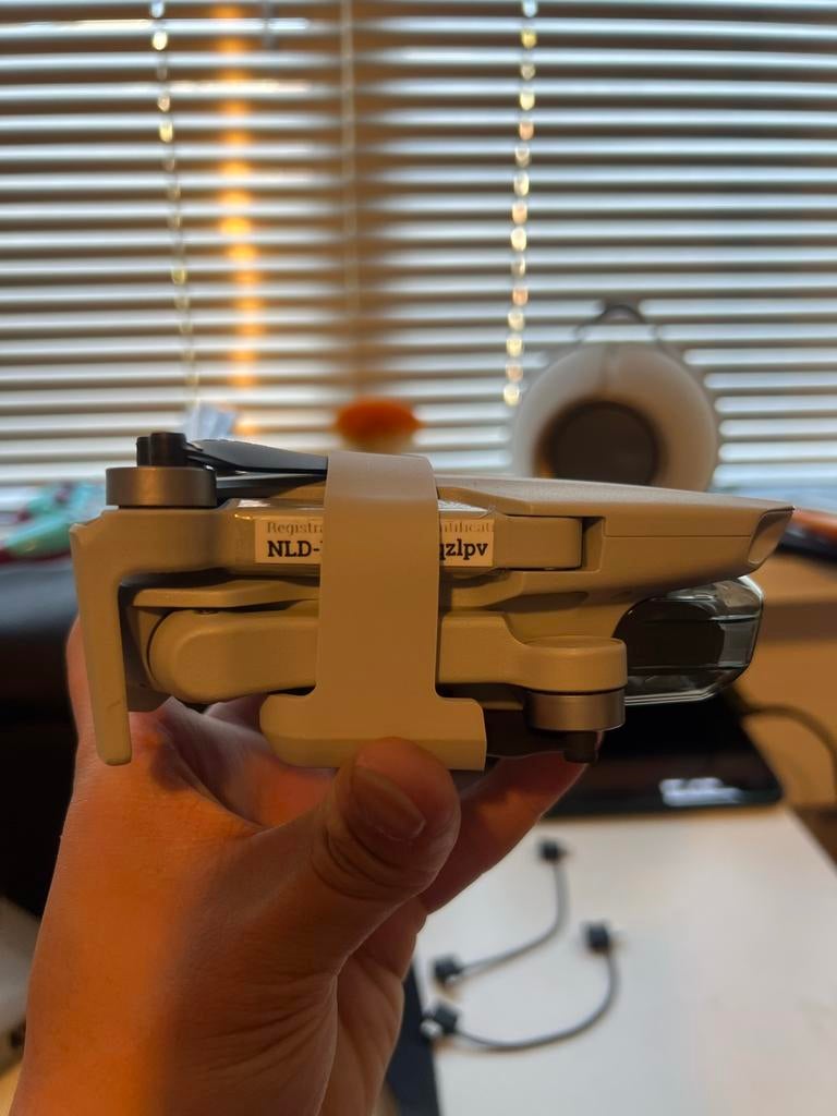 DJI Mini 2 Fly More Combo - Zo goed als nieuw, Audio, Tv en Foto, Drones, Cameradrone, 5 tot 10 kilometer, Zo goed als nieuw, DJI