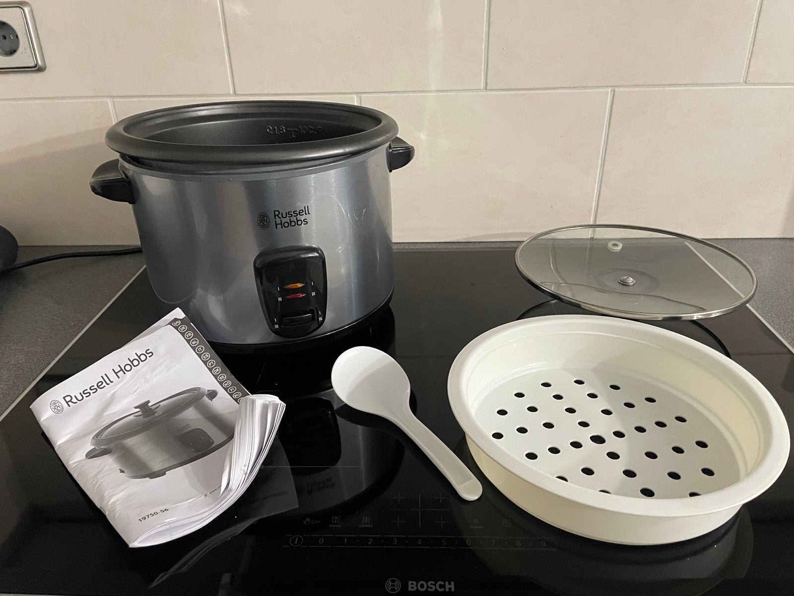 Russell Hobbs Rijstkoker 19750-56 - 700W, Witgoed en Apparatuur, Ophalen, Zo goed als nieuw