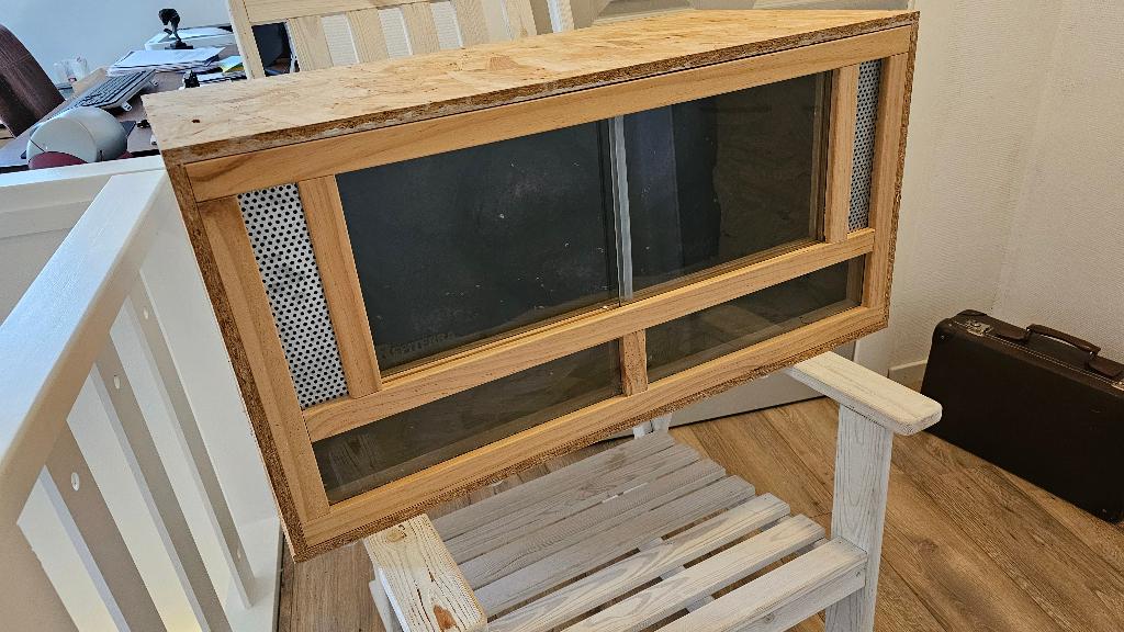 Terrarium OSB 80x40x40 cm., Dieren en Toebehoren, Ophalen, Zo goed als nieuw, Terrarium of Paludarium