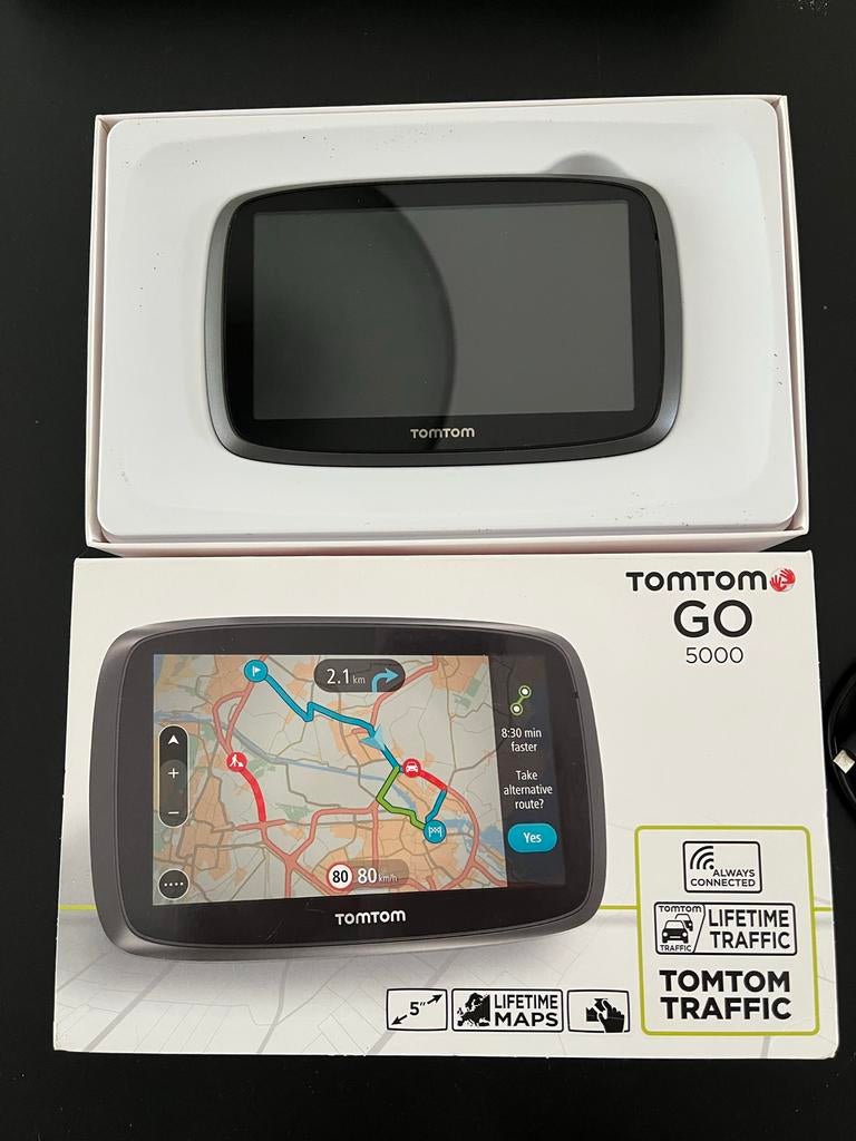 TomTom GO 5000 navigatiesysteem compleet met accessoires, Auto diversen, Ophalen of Verzenden, Gebruikt