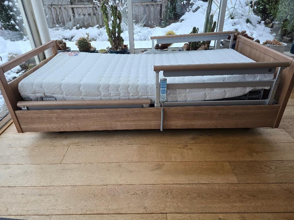 hoog laag bed, Ophalen, Eenpersoons, 210 cm, Zo goed als nieuw