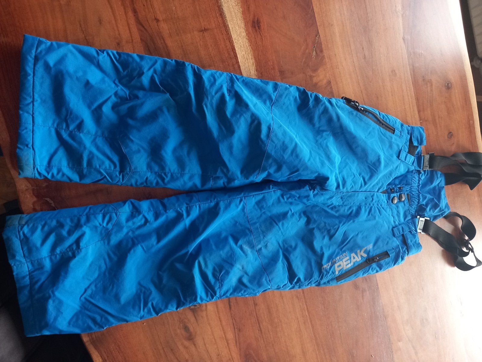 skipak 2x kind 128 blauw en zwart, Kinderen en Baby's, Ophalen of Verzenden, Jongen of Meisje, Jas