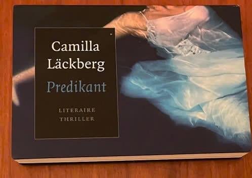 Dwarsligger Predikant van Camilla Läckberg, Verzenden, Gelezen