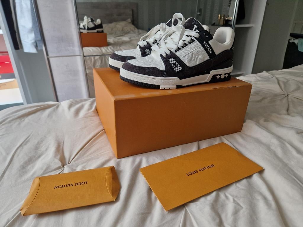 Prachtige louis vuitton schoenen maatje 43., Ophalen of Verzenden, Zo goed als nieuw