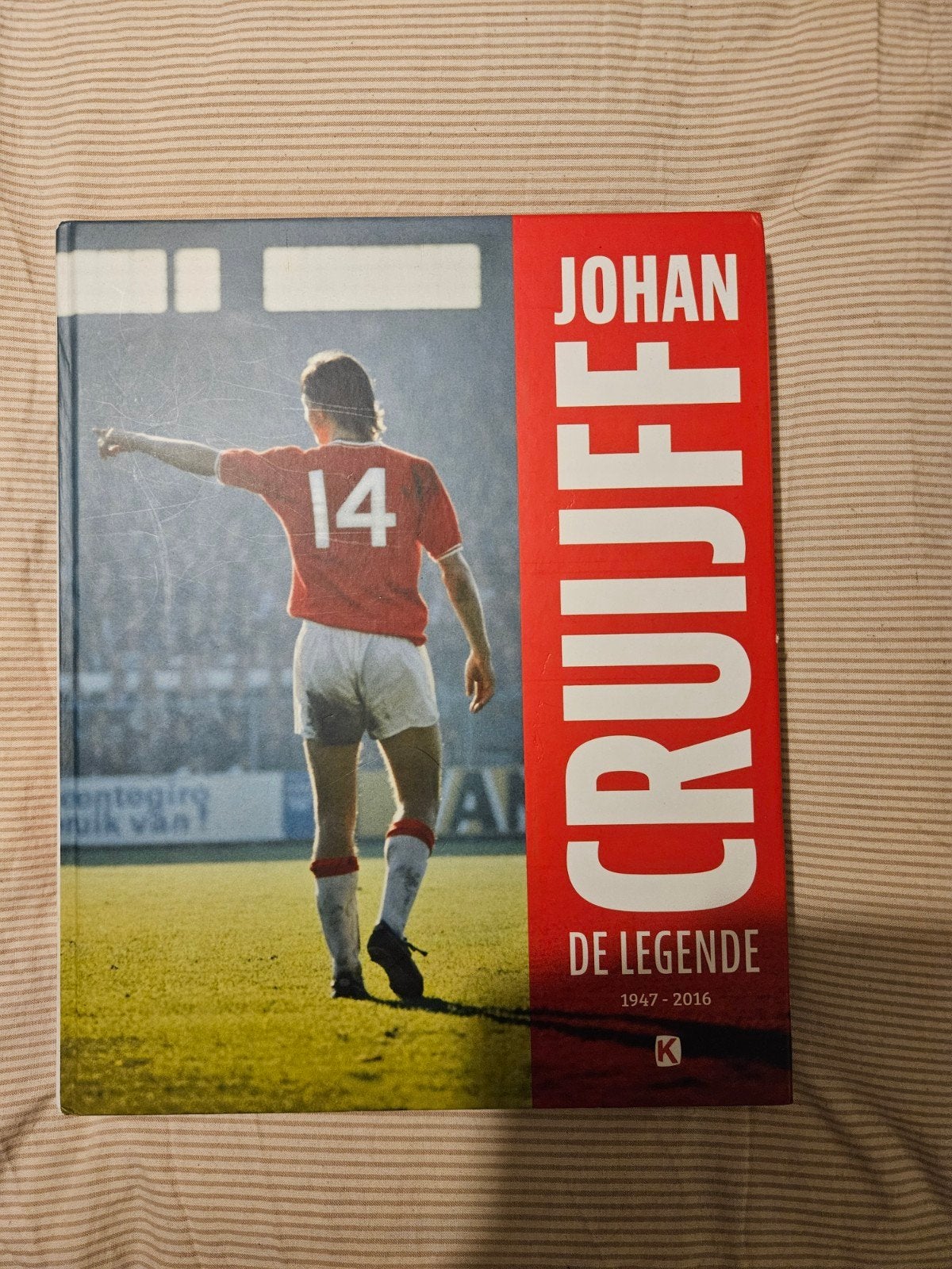 Johan Cruyff 'de Legende'., Boeken, Ophalen of Verzenden, Zo goed als nieuw, Balsport