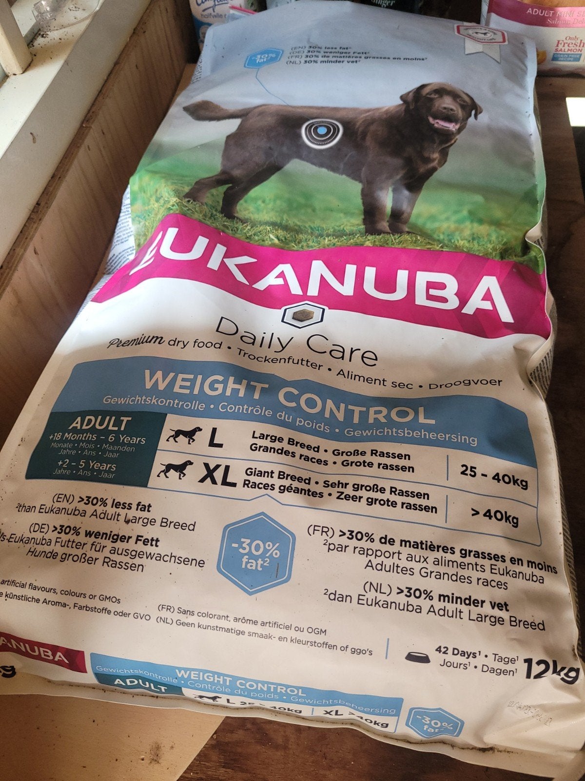 Nieuwe zak eukanuba weight control 12 kg, Ophalen, Hond