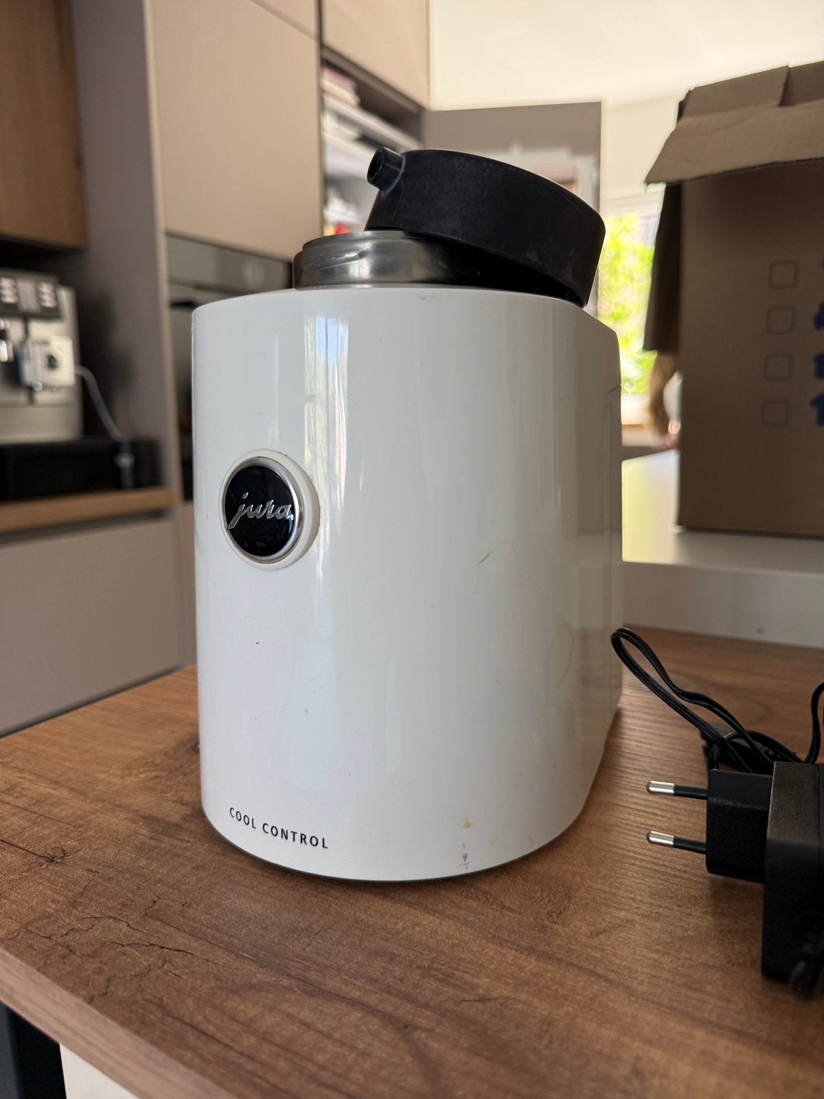 Jura Cool Control melkopschuimer, Ophalen, Gebruikt, Elektrische melkopschuimer