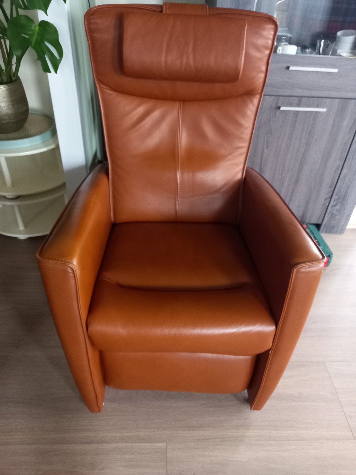 Prominente lederen fauteuil, Ophalen, Gebruikt, Modern, Comfort, 75 tot 100 cm