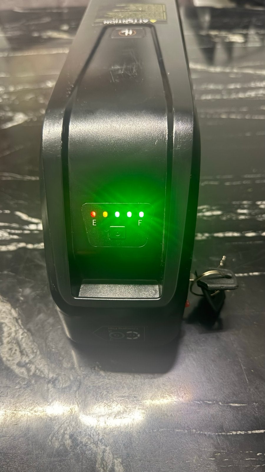 E-bike accu V20 Pro 48V 18.2Ah met lader en sleutels, Gebruikt