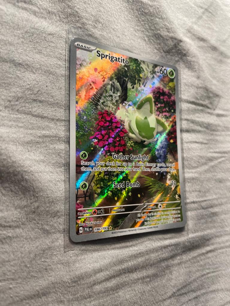 Sprigatito Pokémon kaartje - Alleen ophalen, Ophalen, Zo goed als nieuw, Losse kaart, Foil