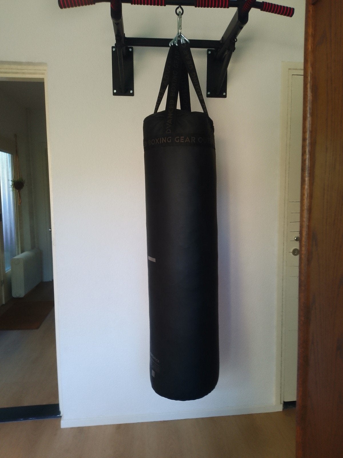 OUTSHOCK Bokszak 32 kg, ongebruikt., Ophalen, Nieuw, Bokszak