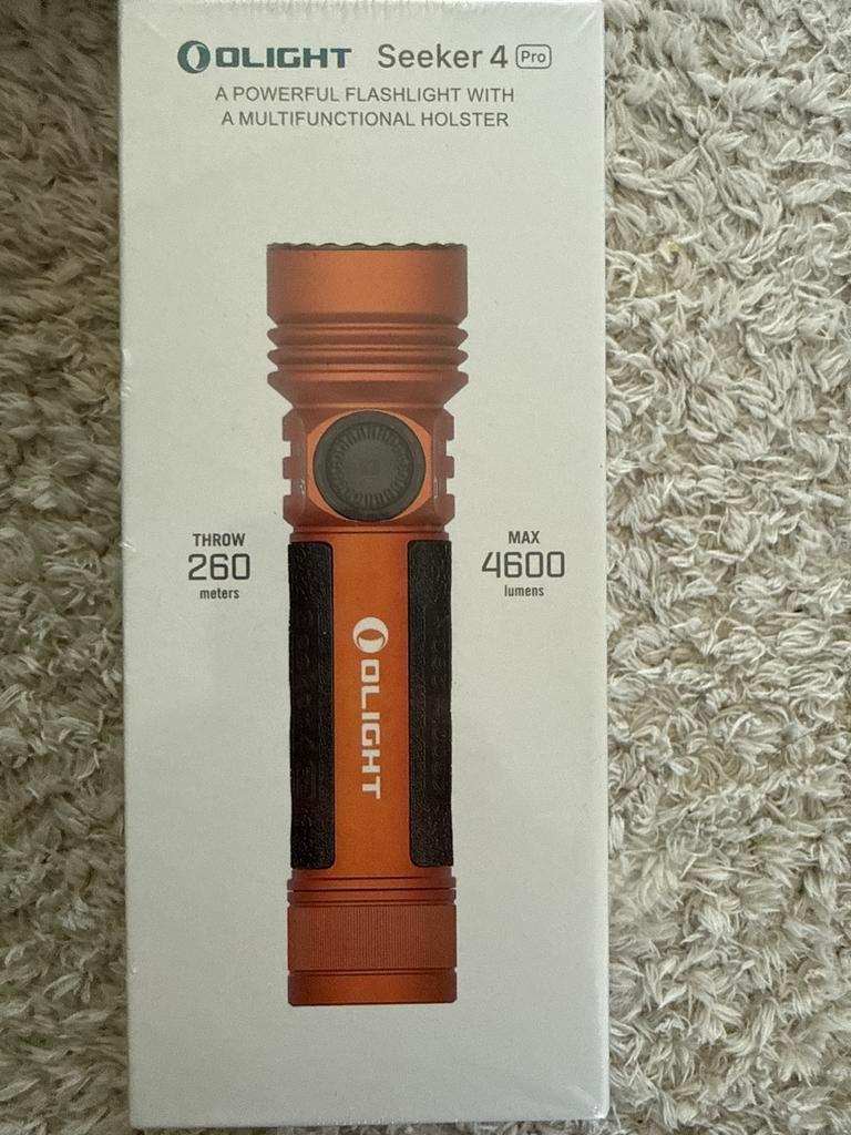 Olight Seeker 4 Pro Zaklamp - Nieuw, 4600 Lumen, 260m Bereik, Ophalen of Verzenden, Nieuw