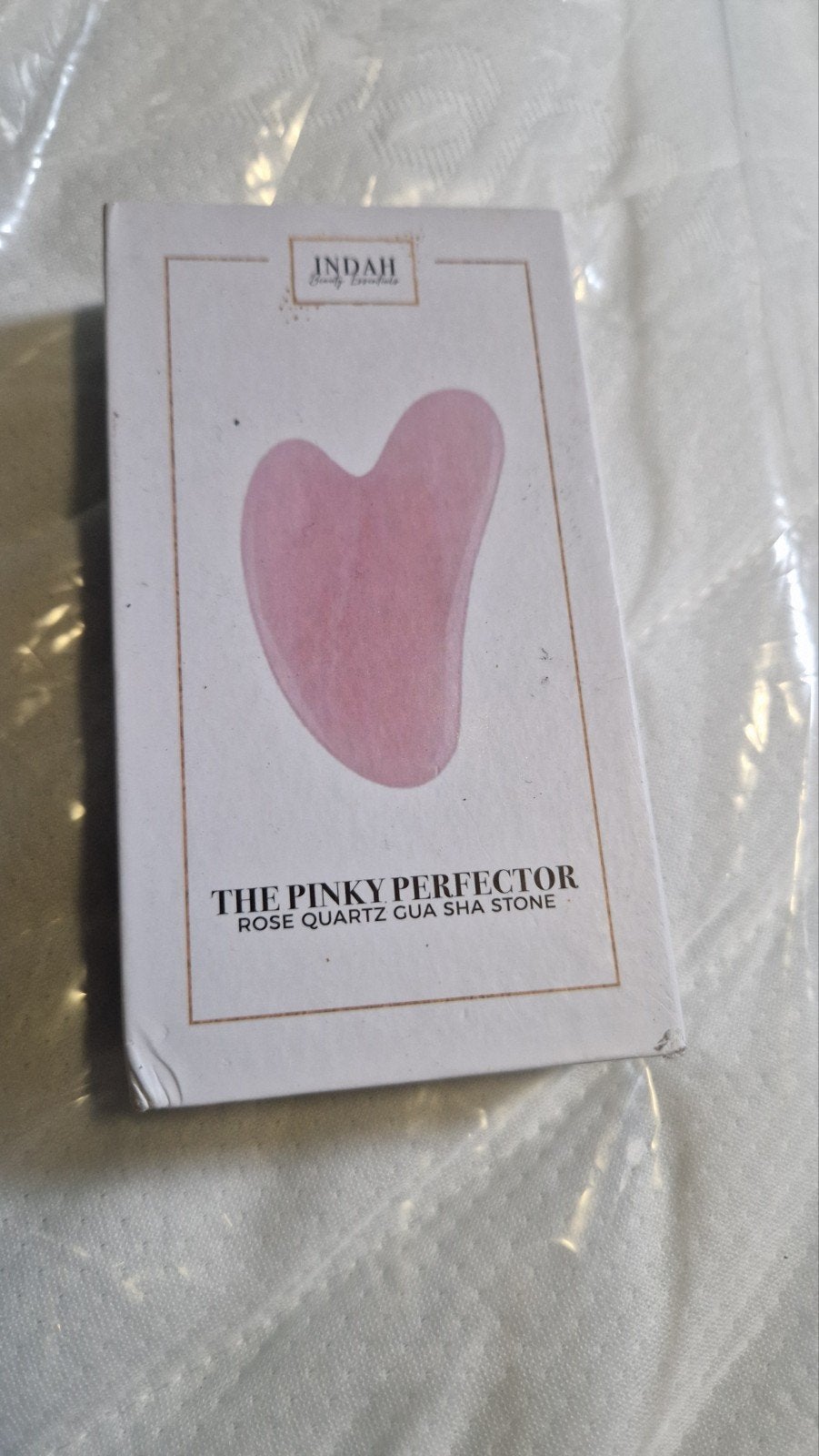 Indah Rose Quartz Gua Sha Stone - Nieuw, Ophalen of Verzenden, Nieuw, Gehele gezicht, Verzorging