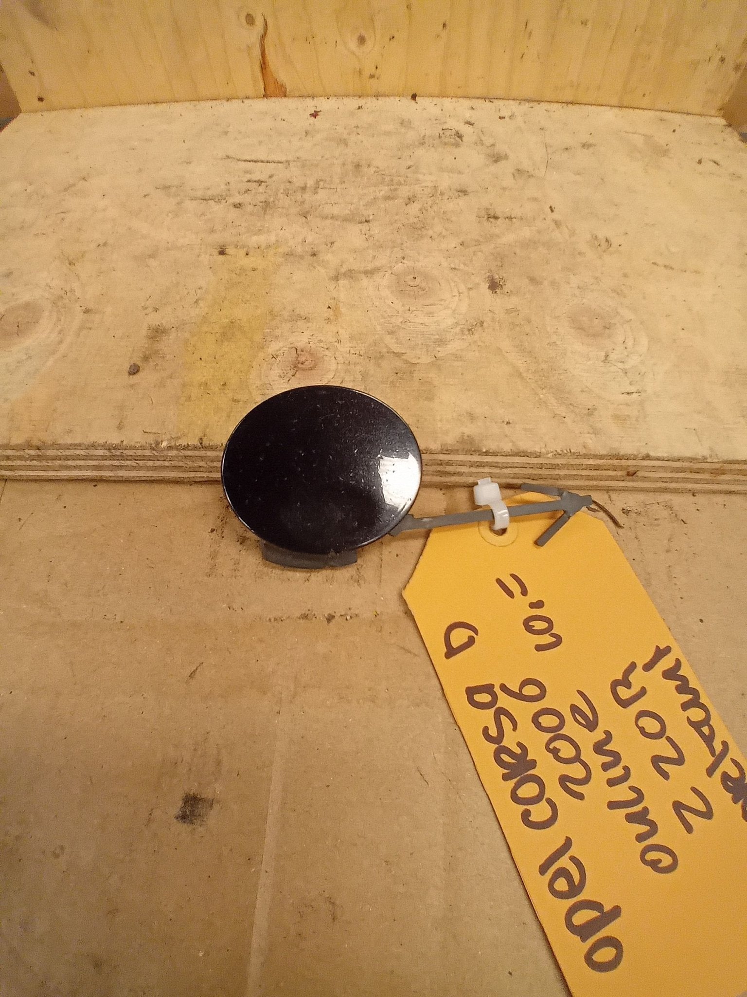 Afdekkapje sleepoog voorbumper Opel Corsa D bj.2006, Gebruikt, -, Ophalen of Verzenden, -