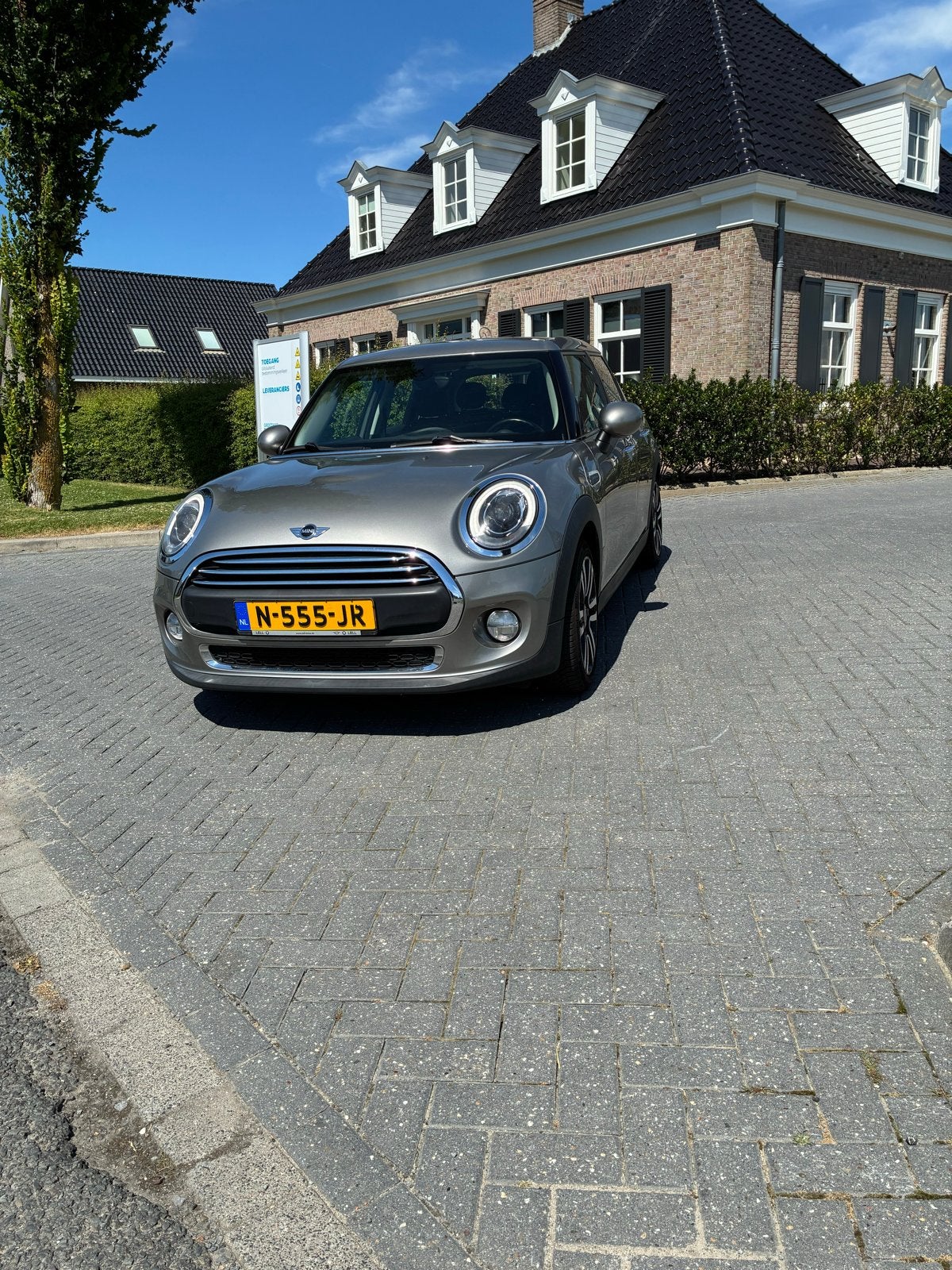 Mini 1.2 ONE CHILI 5D 2017 Grijs, Stof, LED verlichting, 1198 cc, 49 €/maand