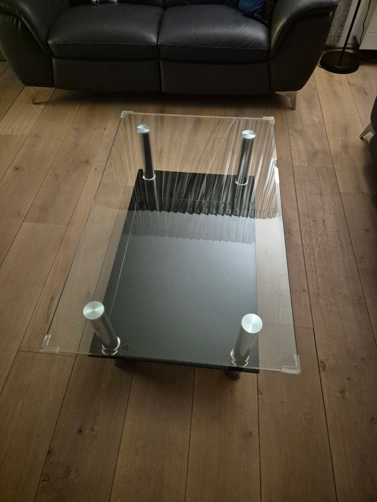 Glazen salontafel met metalen poten en extra plank, Huis en Inrichting, Ophalen, Gebruikt, 100 tot 150 cm, 50 tot 100 cm