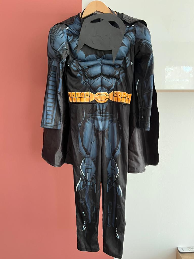 Verkleedpak Batman 110/116 nieuw, Ophalen of Verzenden, Nieuw, Overige maten