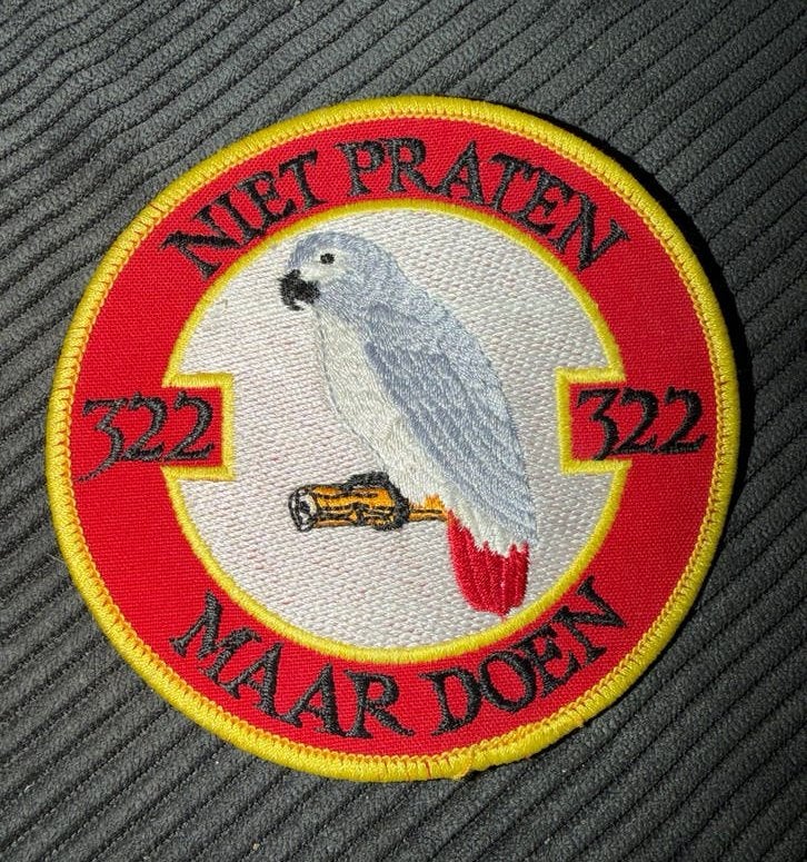 ‘Niet Praten Maar Doen' 322 sqn Rnlaf, Ophalen of Verzenden, Luchtmacht, Nederland, Overige typen