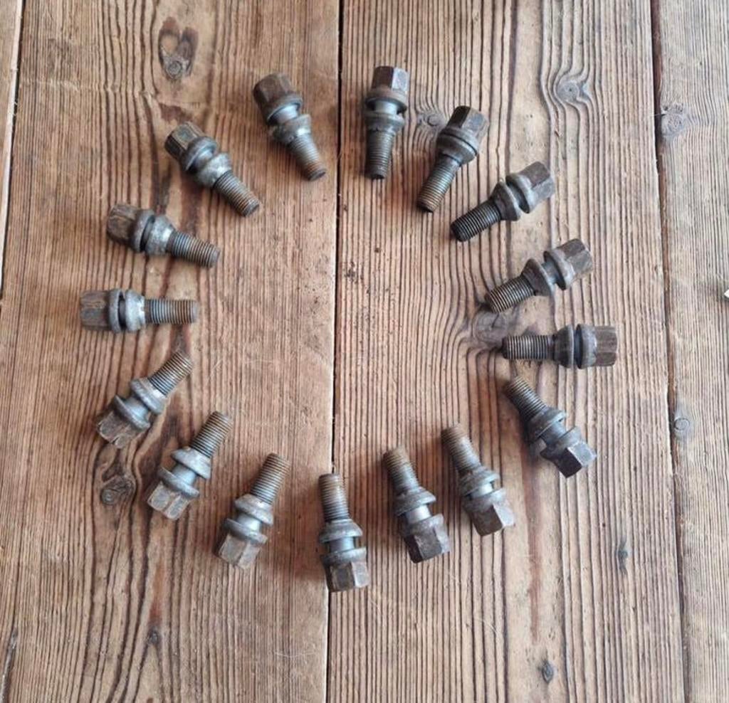 16 wielbouten voor stalen velg velgen 12m / 50, Ophalen, Gebruikt