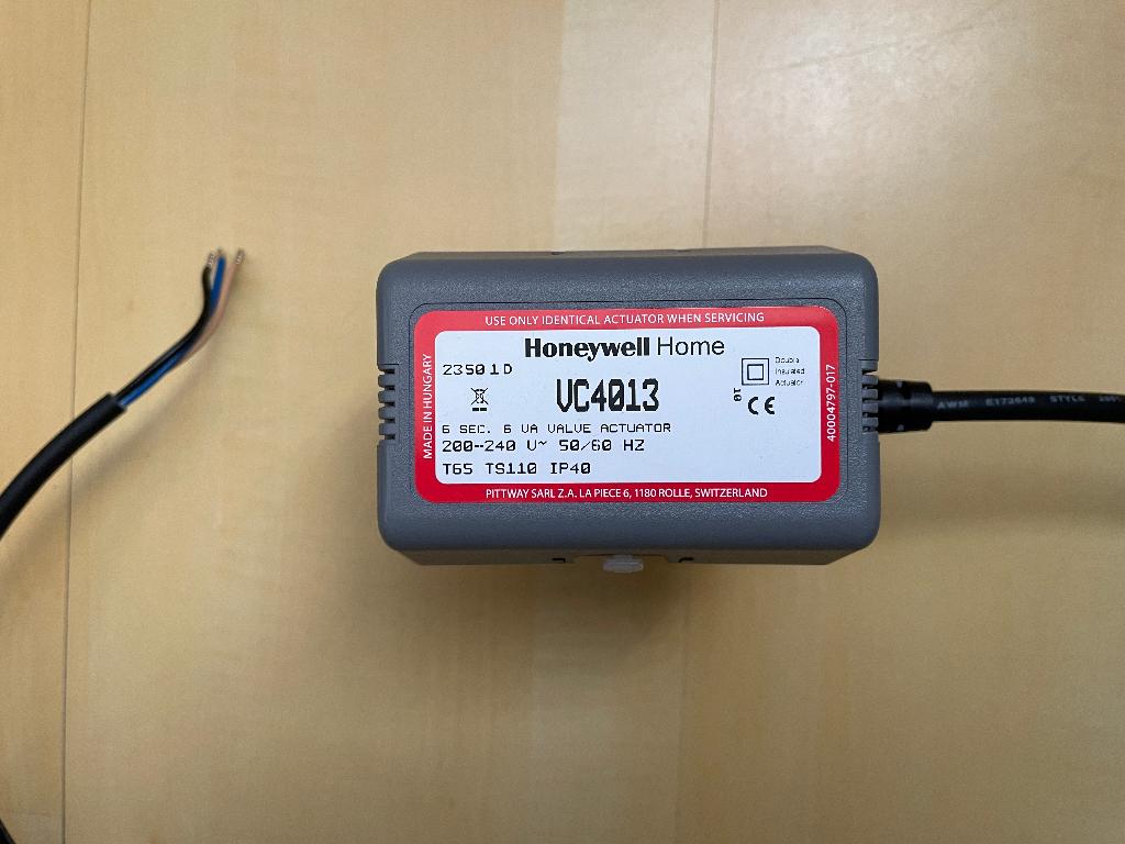 Honeywell VC4013 motor met 2-weg ketel klep, Minder dan 30 cm, Cv-ketel of Combi-ketel, Minder dan 60 cm, Ophalen of Verzenden