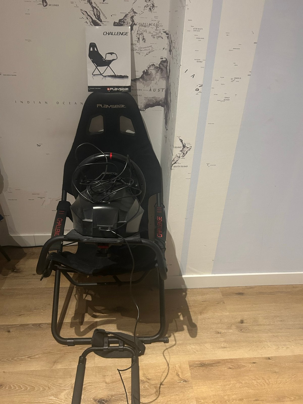 PlayStation racestoel met Hori stuur + pedalen | compleet, Ophalen, Gebruikt, Met 1 controller, Slim