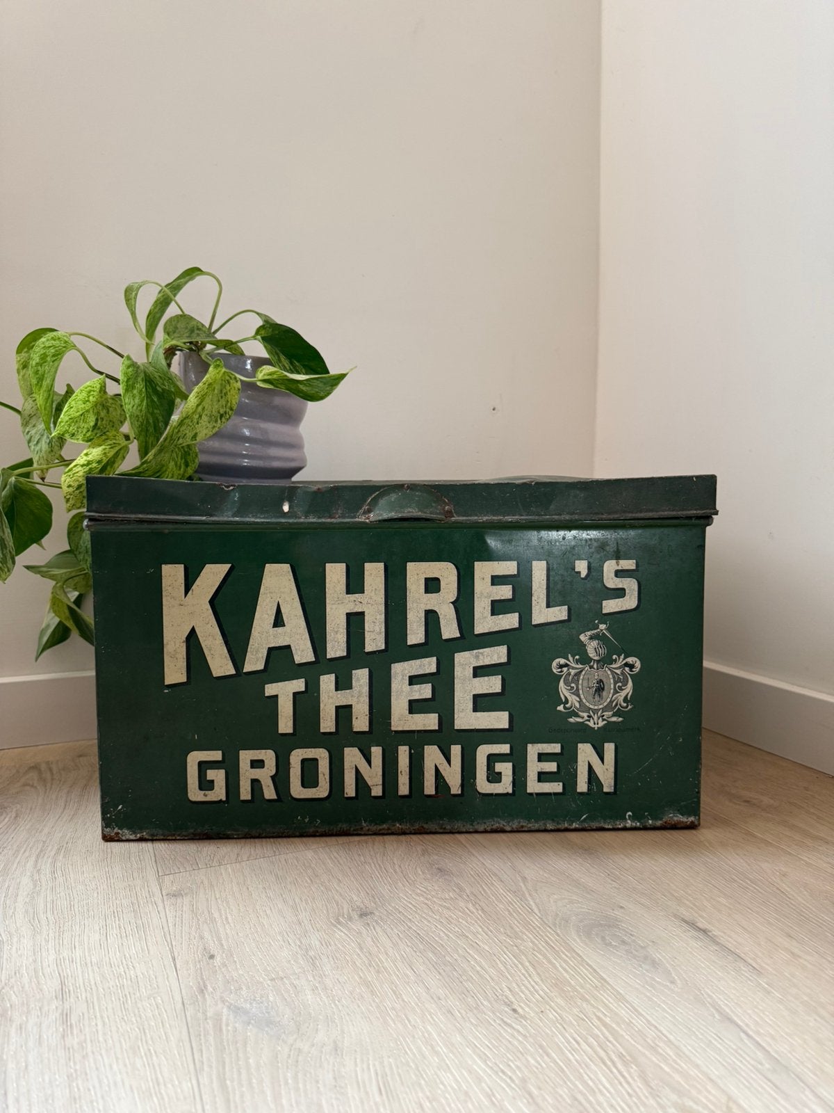Vintage karel’s thee Groningen blik, Huis en Inrichting, Ophalen, Gebruikt