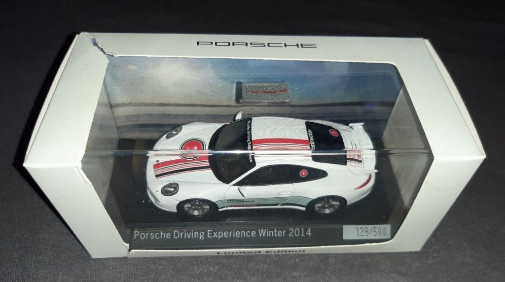 Spark 1:43 Porsche Driving Experience Winter 2014, Verzenden, Zo goed als nieuw, Auto, Overige merken