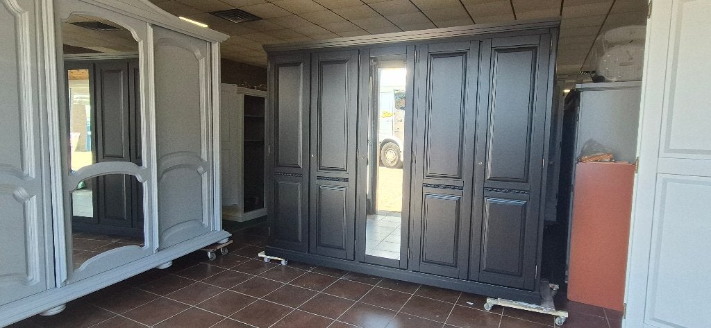 Landelijke brocante slaapkamerkasten linnenkast, kledingkast, Ophalen, Zo goed als nieuw