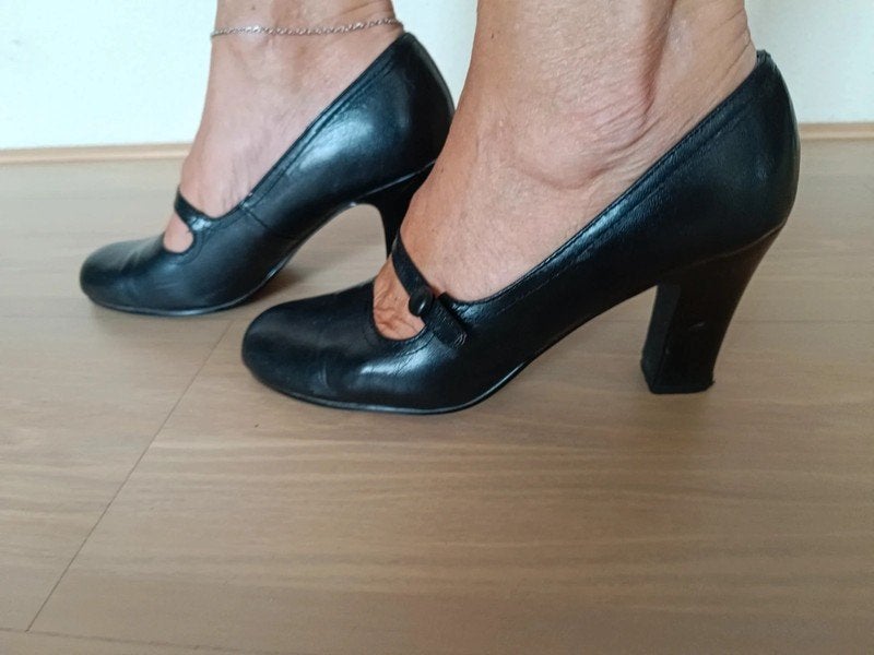 Leren zwarte Hakken pumps merk Chillany maat 39, Chillany, Pumps, Zwart, Ophalen of Verzenden