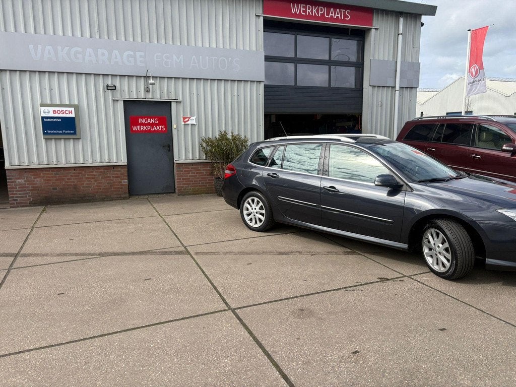 Renault Laguna Estate 2.0 16V Dynamque Clima, pdc achter, Laguna, 4 cilinders, Leder en Stof, Euro 4