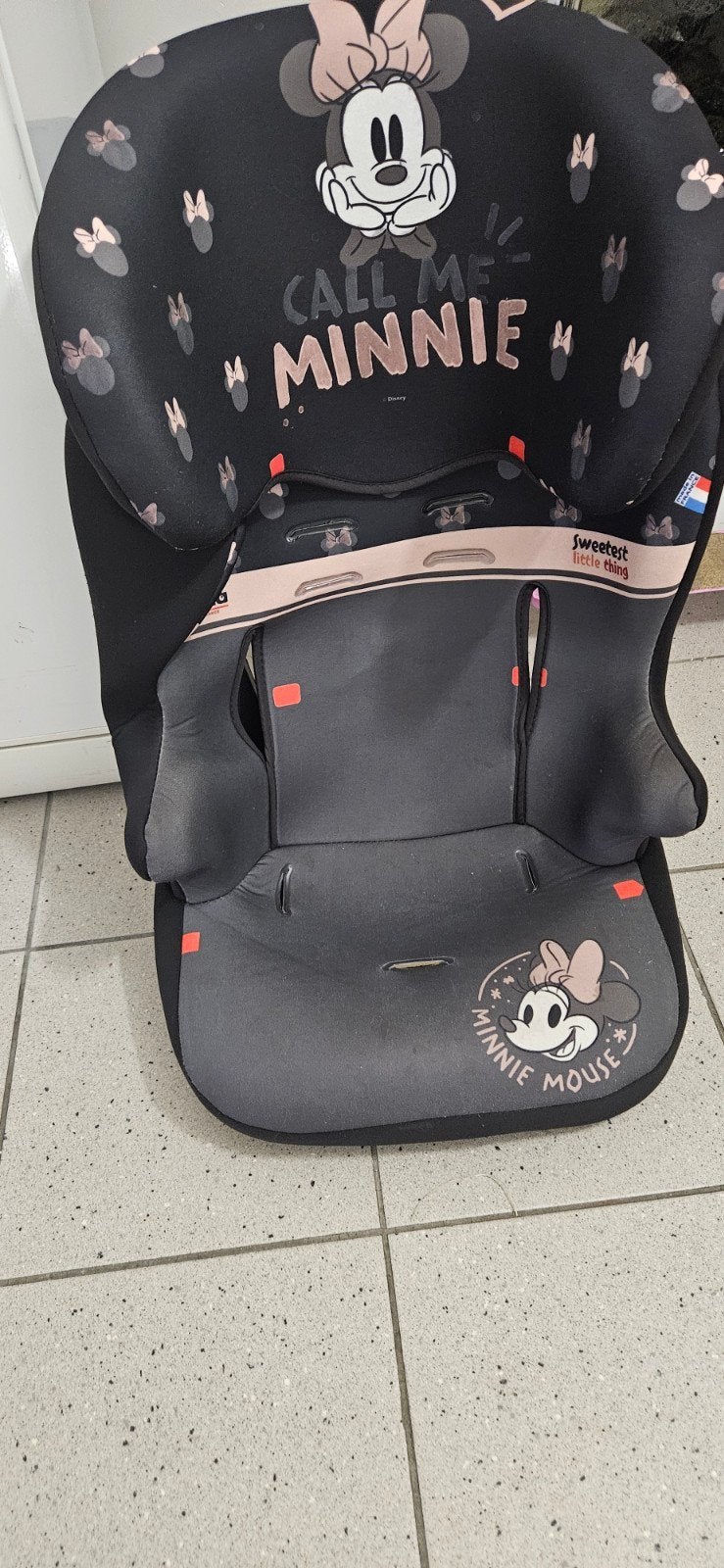 Minnie Mouse Autostoel 15-36 kg - Hoezen Wasbaar, 15 t/m 36 kg, Ophalen, Overige merken, Gebruikt