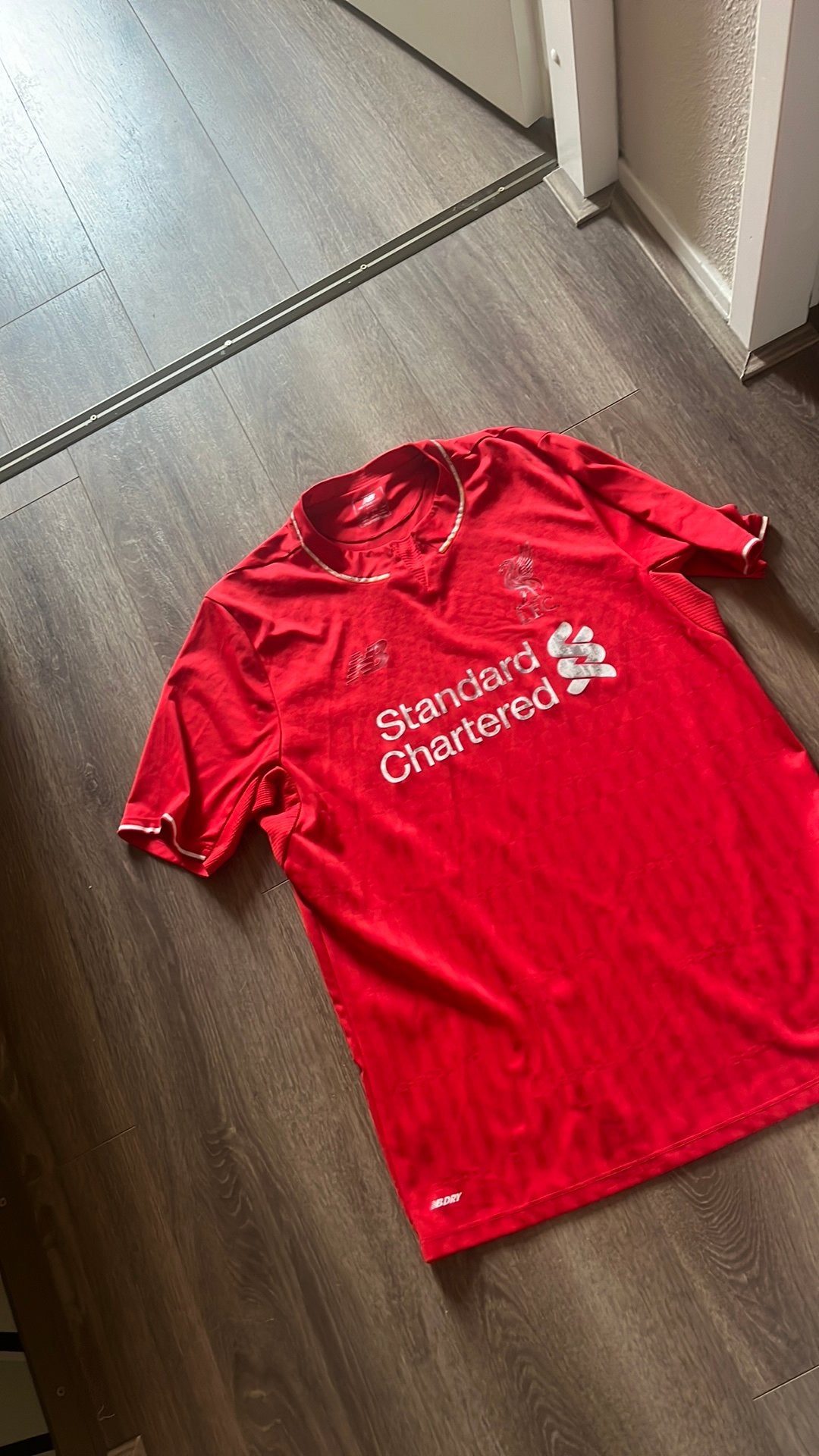 New balance sport shirt LFC, Maat M, Ophalen of Verzenden, Gebruikt, Shirt