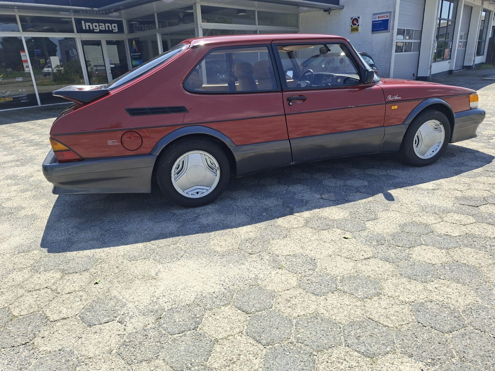 Saab 900 2.0 T8 Turbo HB K6 1987 Rood, Auto's, Voorwielaandrijving, 4 cilinders, Origineel Nederlands, 500 kg