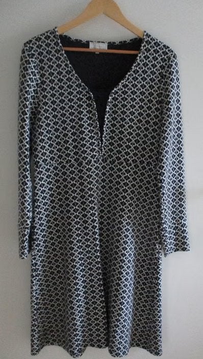 Cream tricot jurk met bijzonder decollete, maat ML, Cream, Zo goed als nieuw, Knielengte, Stichting Angel's Choice