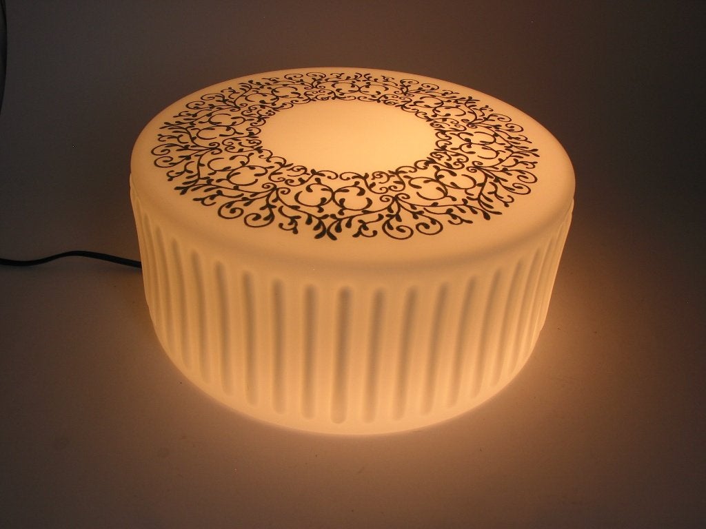vintage lampenkap, wit glas melkglas sierlijk grijs motief, Gebruikt, Meerkleurig, Rond, Ophalen of Verzenden