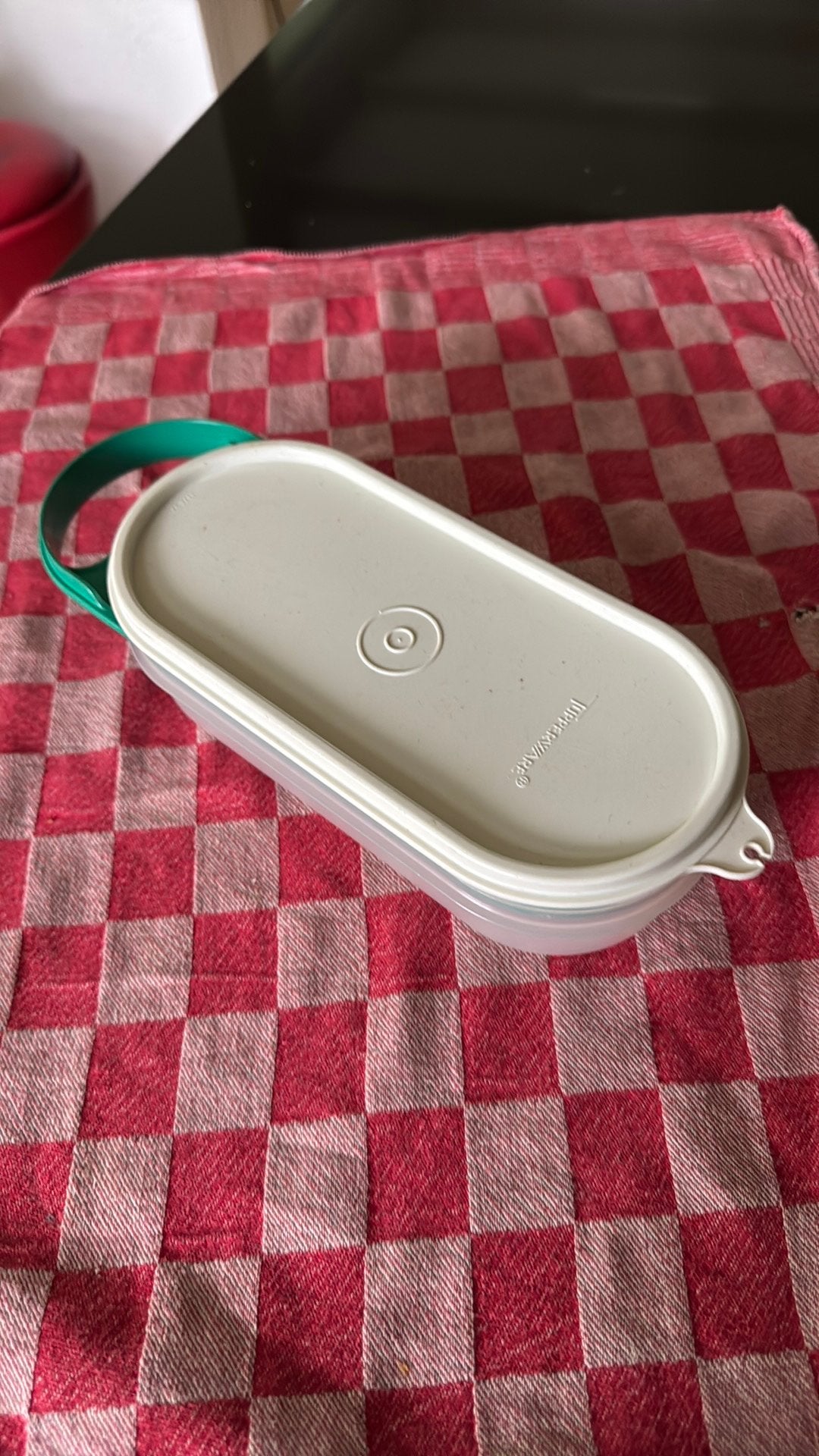 Tupperware rapsset groene raps wit deksel, Huis en Inrichting, Ophalen of Verzenden, Zo goed als nieuw, Wit, Bak of Kom