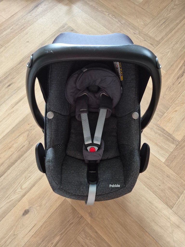 Maxi cosi pebble met diverse toebehoren, Ophalen, 0 t/m 13 kg, Maxi-Cosi, Gebruikt
