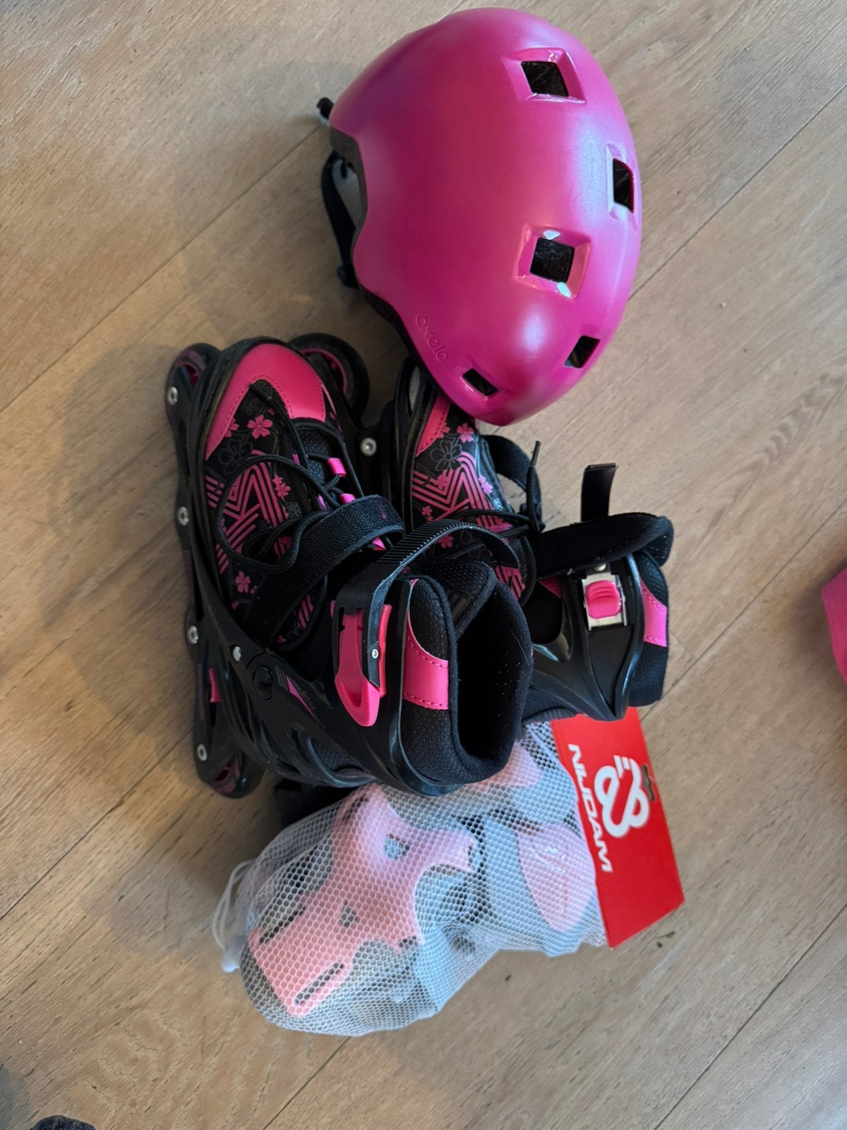 Skeelers Roces meiden maat 34-37 & helm & beschermers, Ophalen, Zo goed als nieuw