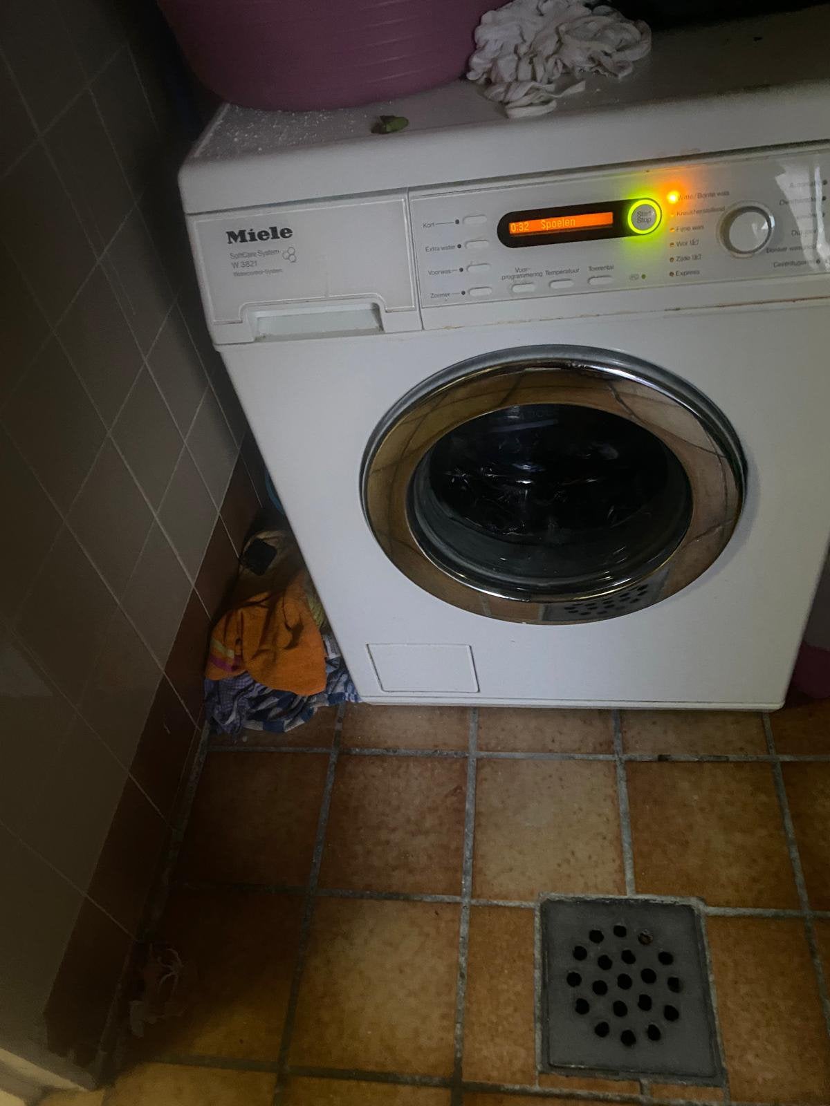 Miele wasmachine, Ophalen, 6 tot 8 kg, Minder dan 85 cm, 1600 toeren of meer