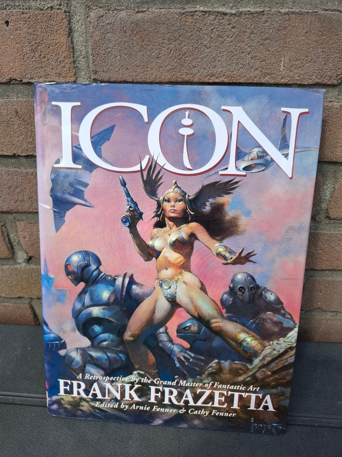 Icon  frank frazetta boek, Ophalen of Verzenden