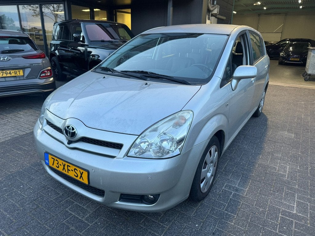 Toyota Verso 1.8 VVT-i Sol 7PERS AUTOMAAT LEDER CLIMA TREKHA, Gebruikt, 4 cilinders, 129 pk, 7 stoelen
