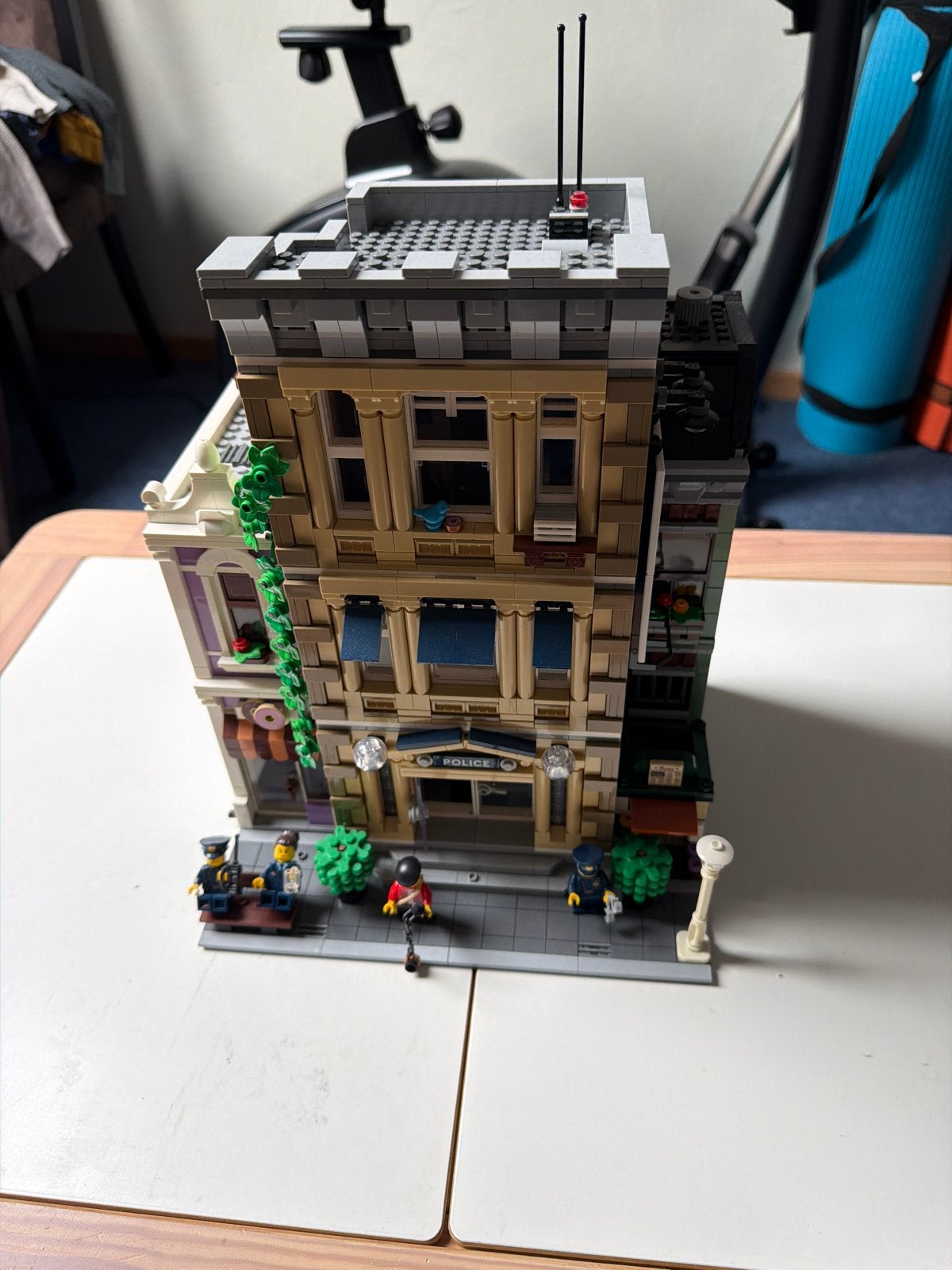 Lego 10278 Politiebureau - Met doos en boekje, Ophalen, Gebruikt, Lego, Inclusief doos