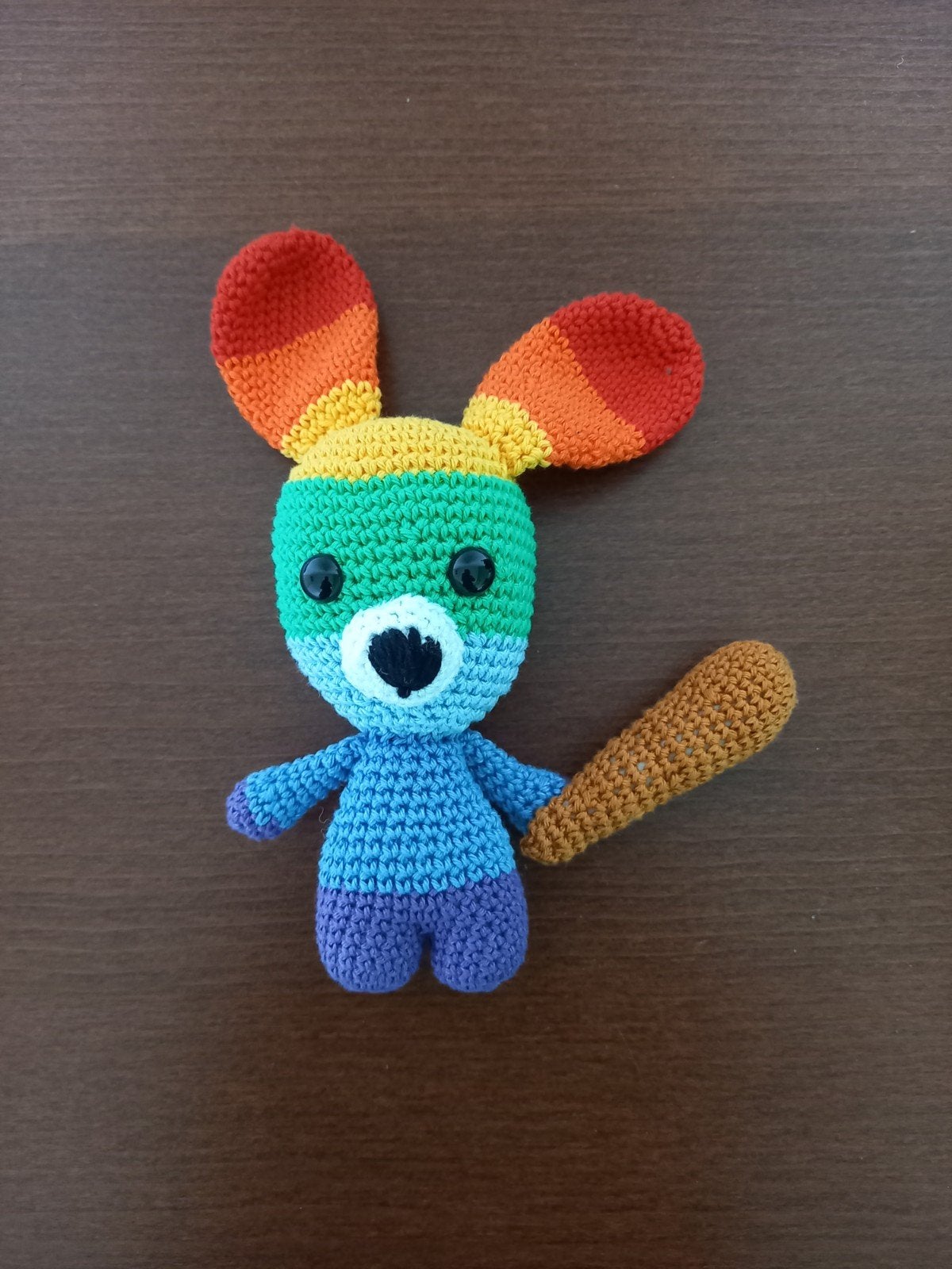 Handgemaakte regenboog konijn knuffel, Handgemaakt, Ophalen of Verzenden, Meerkleurig, Klein (minder dan 20 cm)