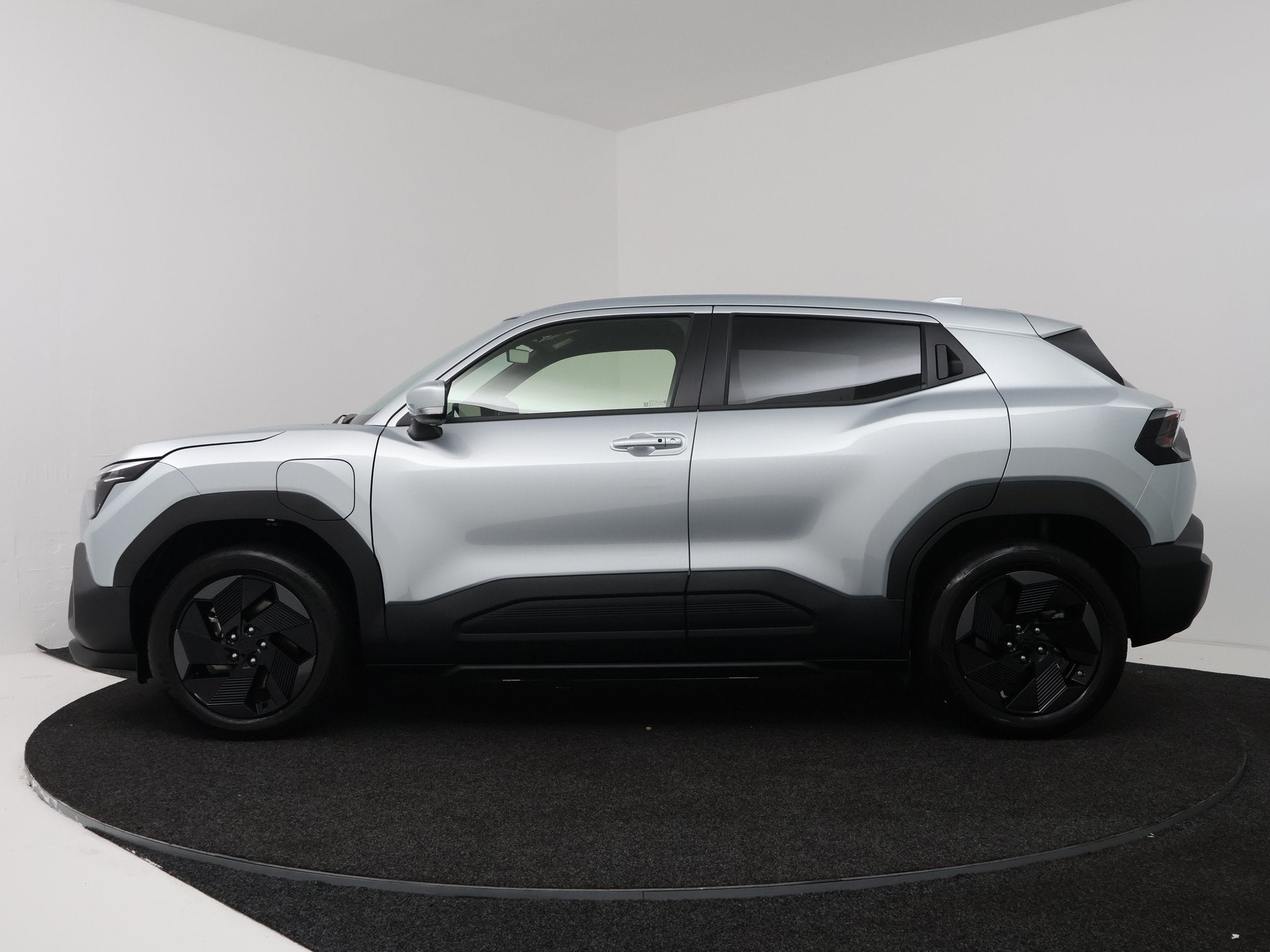 Suzuki e Vitara Select 61 kWh | Apple Carplay / Android Auto, Stof, Zwart, 184 pk, SUV of Terreinwagen